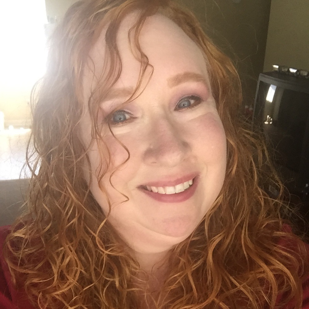 Meet your Posher, Cynthia